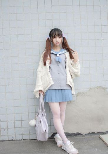 开局强吻裂口女第二季